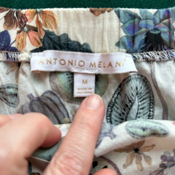 Antonio Melánico  Floral Off-Shoulder Women's Top Size L - Picture 2 of 9